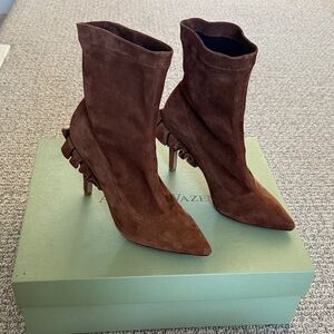 Andrea Wazen Suede Hazelnut Brown Rouches Ankle Boots Booties Heel Shoes 37